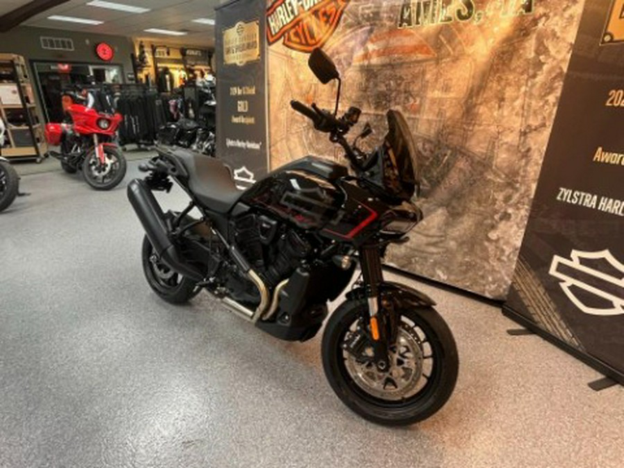 2026 Harley-Davidson Pan America® 1250 ST