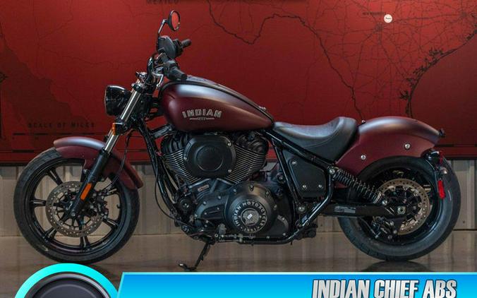 2023 Indian Motorcycle® Chief® ABS Maroon Metallic Smoke