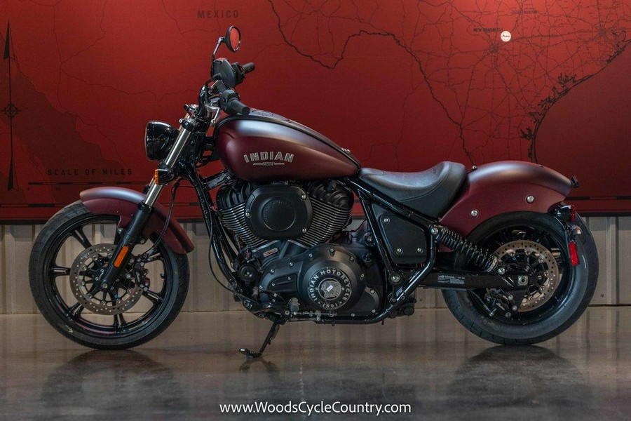 2023 Indian Motorcycle® Chief® ABS Maroon Metallic Smoke