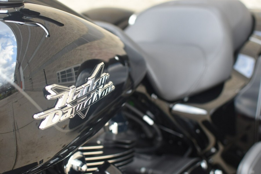 2024 Harley-Davidson Freewheeler