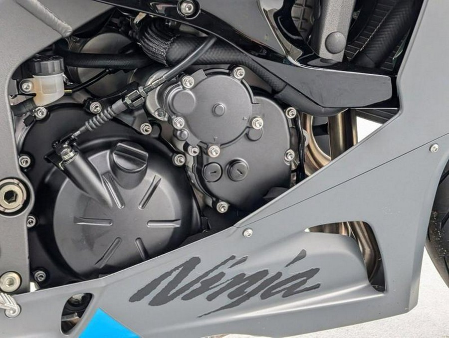 2025 Kawasaki Ninja® ZX™-6R