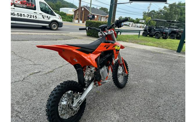 2027 SX E-5 - KTM