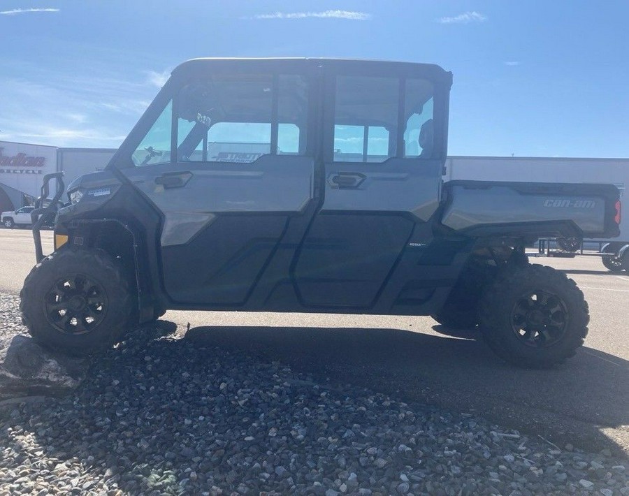 2022 Can-Am® Defender MAX Limited HD10