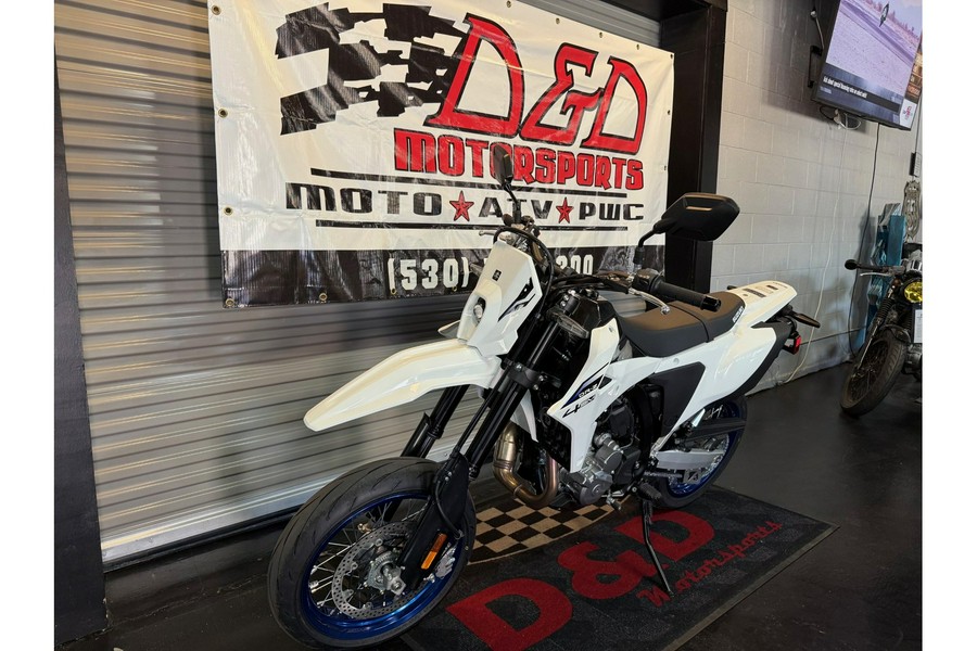 2025 Suzuki DR-Z 4SM
