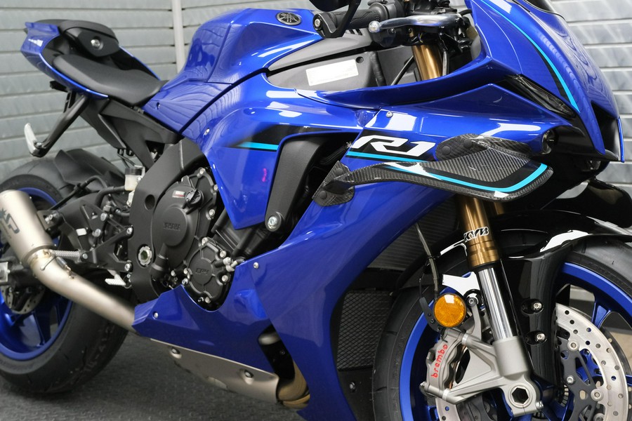 2026 YAMAHA YZFR1