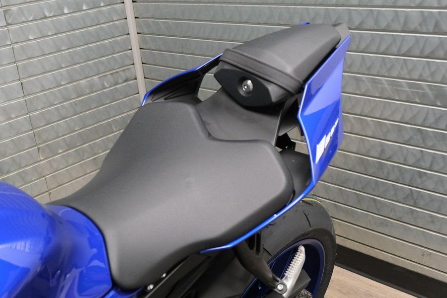 2026 YAMAHA YZFR1