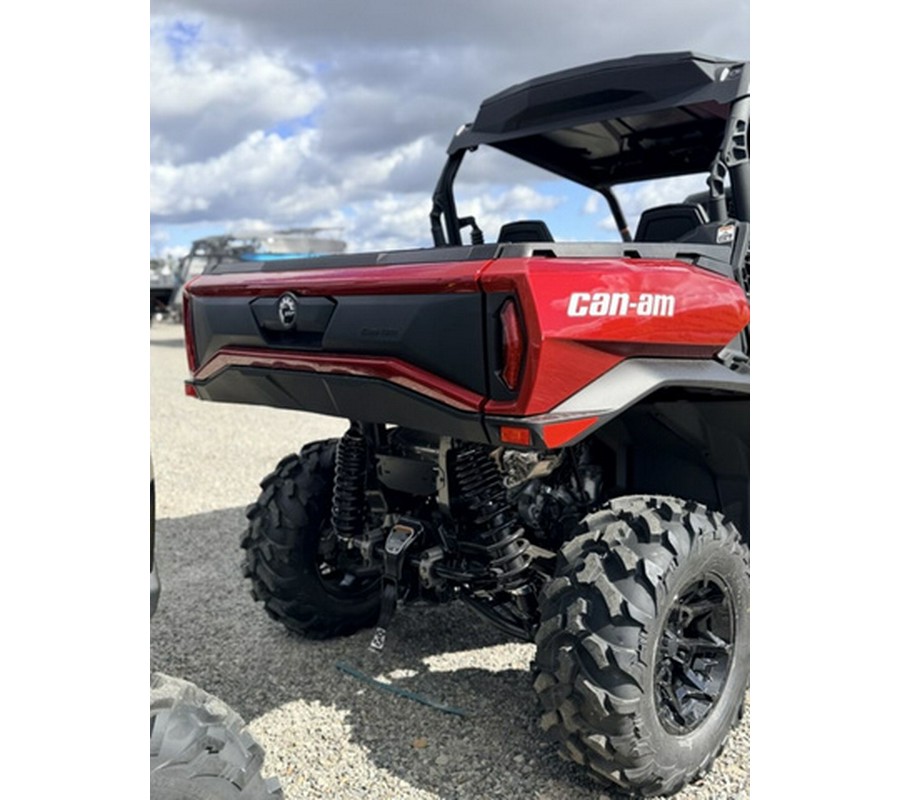 2026 Can-Am Commander XT 700