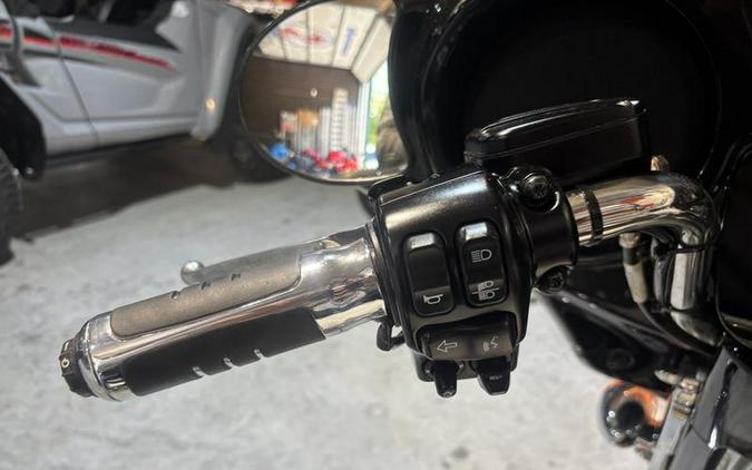2015 Harley-Davidson® FLHXS - Street Glide® Special