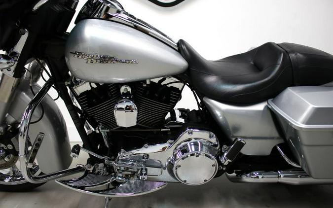 2010 Harley Davidson Street Glide FLHX