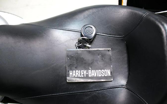 2010 Harley Davidson Street Glide FLHX