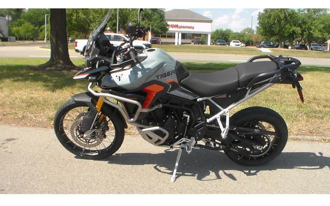 2026 Tiger 900 Desert Edition - Triumph