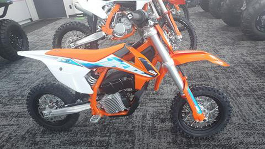 2024 KTM SX-E 3