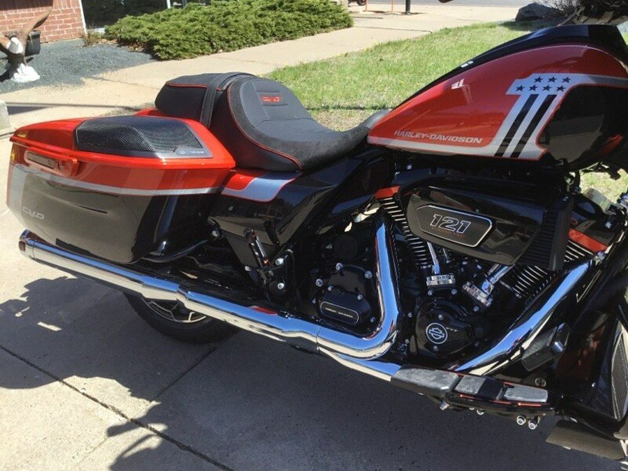 2024 Harley-Davidson® CVO™ Street Glide® LEGENDARY ORANGE