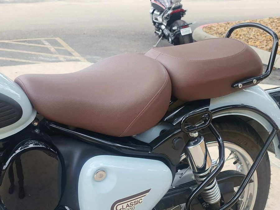 2023 Royal Enfield Classic 350 Halcyon Grey