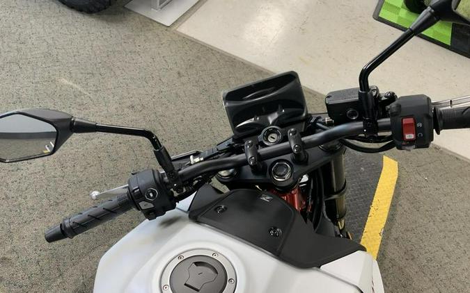 2025 Honda® CB750 Hornet