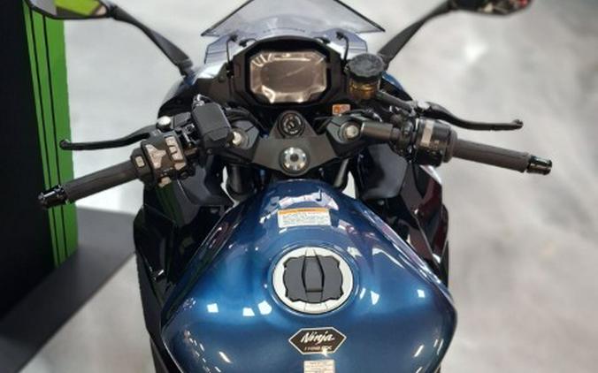 2026 Kawasaki Ninja® 1100SX SE ABS