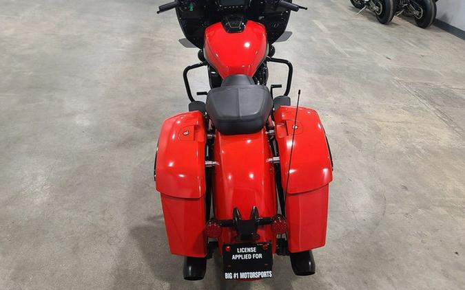 2022 Indian Challenger Dark Horse Indy RedBlack Metallic