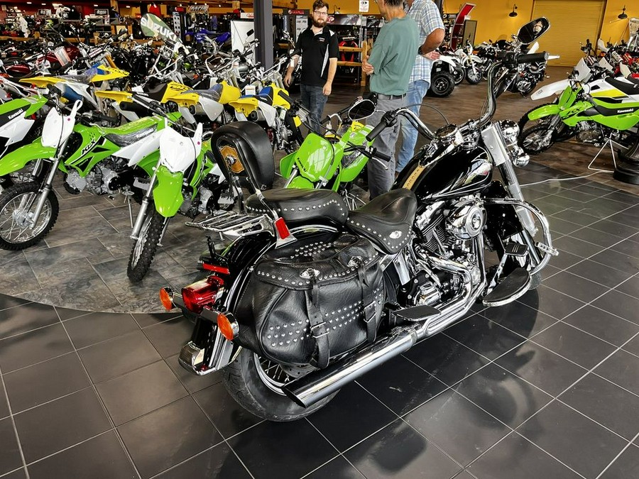 2010 Harley-Davidson® FLSTC - Heritage Softail® Classic