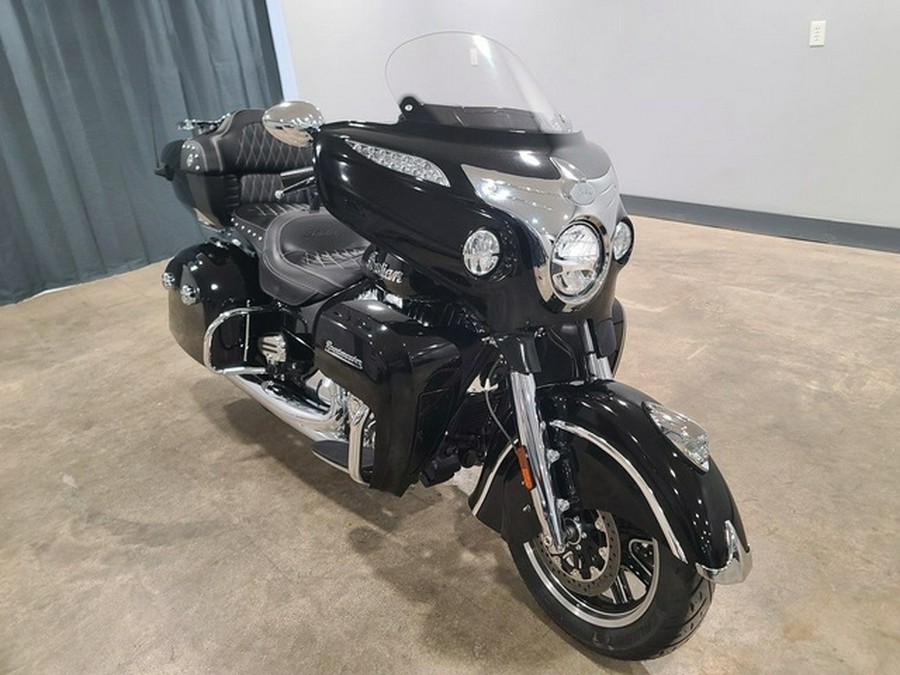 2025 Indian Roadmaster Black Metallic