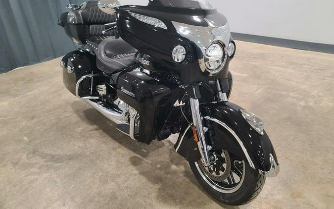 2025 Indian Roadmaster Black Metallic