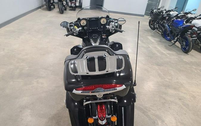 2025 Indian Roadmaster Black Metallic