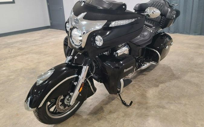 2025 Indian Roadmaster Black Metallic