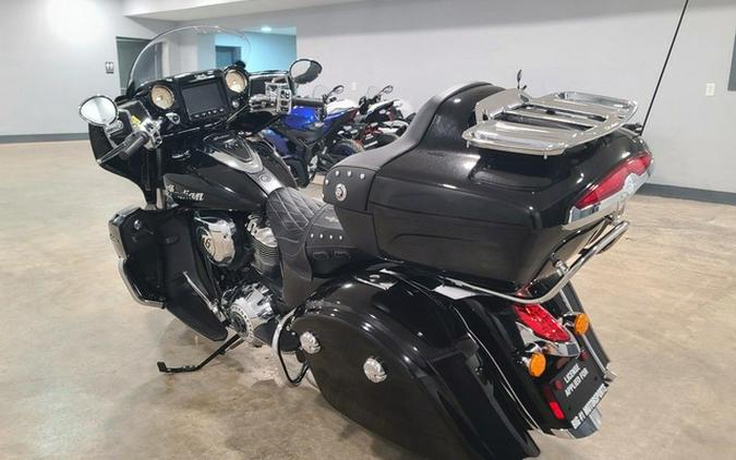 2025 Indian Roadmaster Black Metallic