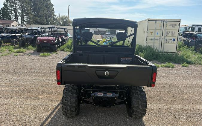 2026 Can-Am Defender XT HD9