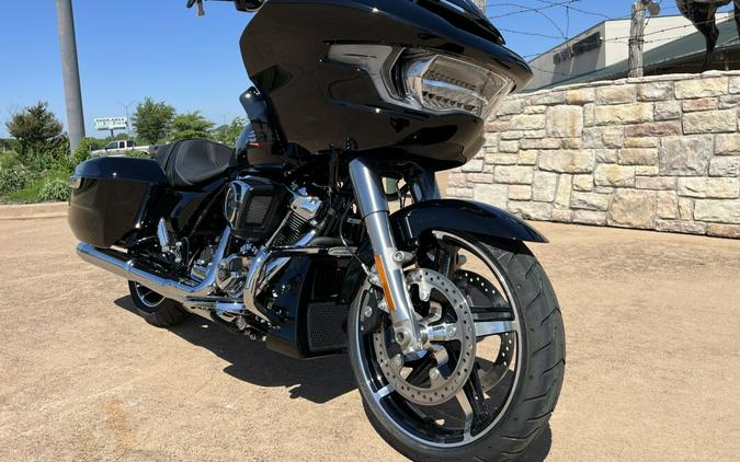 2024 Harley-Davidson Road Glide® Vivid Black