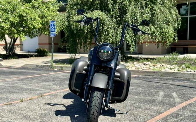 2018 Harley-Davidson Road King Special Industrial Gray Denim