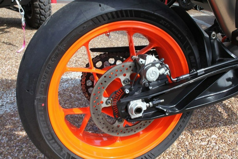 2023 KTM Duke 890 R