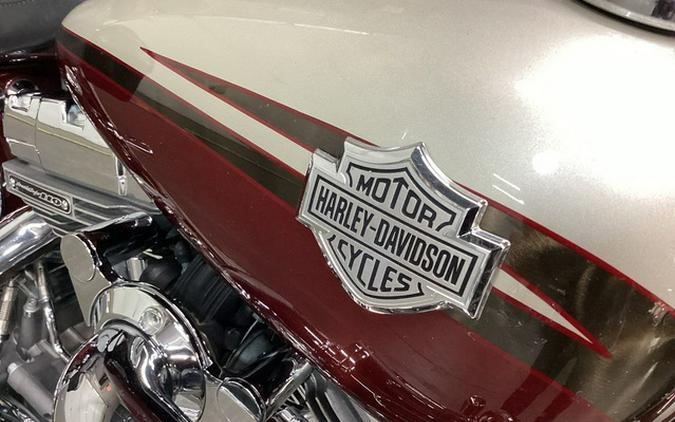 2010 Harley-Davidson FLSTSE - CVO Softail Convertible