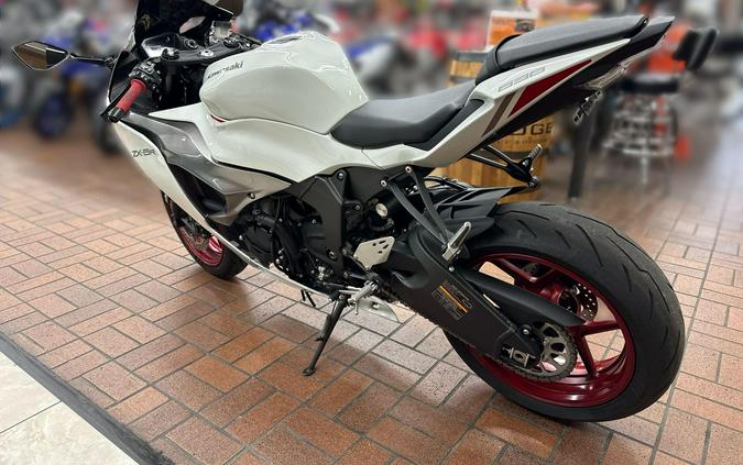 2025 Kawasaki Ninja ZX-6R ABS