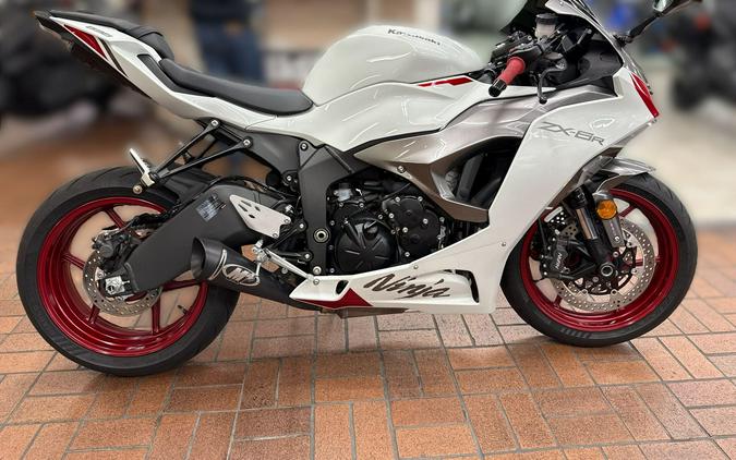 2025 Kawasaki Ninja ZX-6R ABS