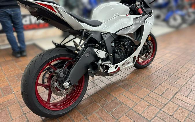 2025 Kawasaki Ninja ZX-6R ABS