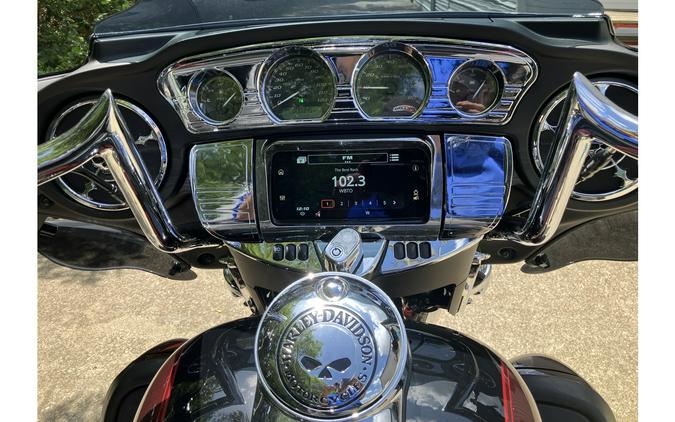 2022 FLHTCUTG Tri-Glide Ultra - Harley-Davidson®