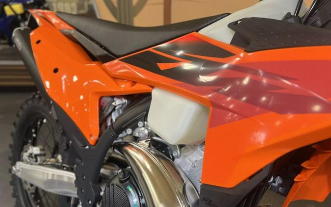 2027 KTM XC 300 W
