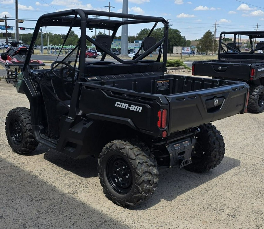 2025 Can-Am® Defender HD7