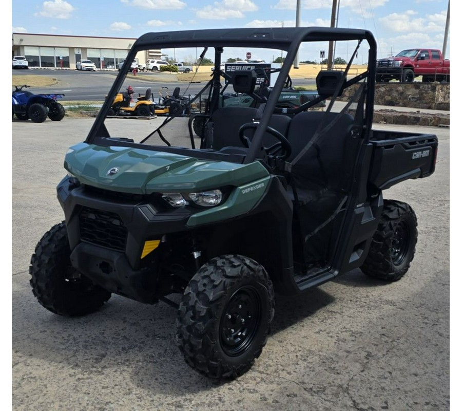 2025 Can-Am® Defender HD7