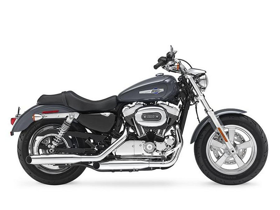 2016 Harley-Davidson® XL1200C - Sportster® 1200 Custom