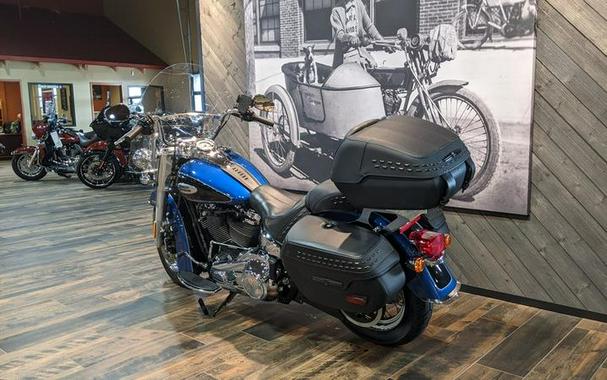 2022 Harley-Davidson® FLHCS - Heritage Classic 114