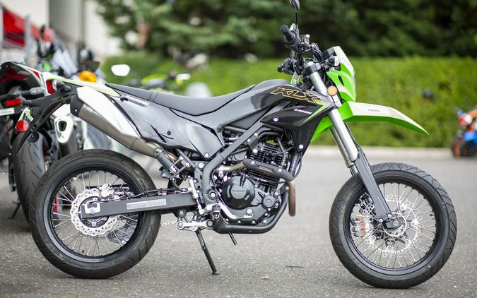 2023 Kawasaki KLX230SM Review [A Dozen Fast Facts]