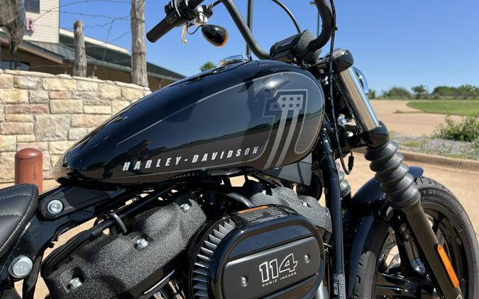 2024 Harley-Davidson Street Bob 114 Vivid Black