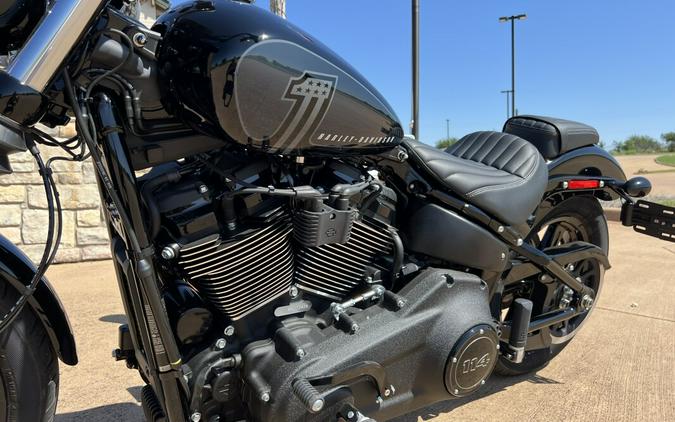 2024 Harley-Davidson Street Bob 114 Vivid Black