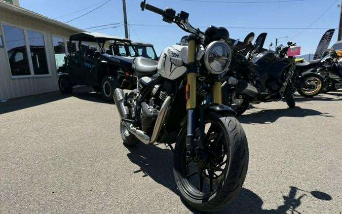 2026 Triumph Speed 400 Pearl Metallic WhitePhantom Black