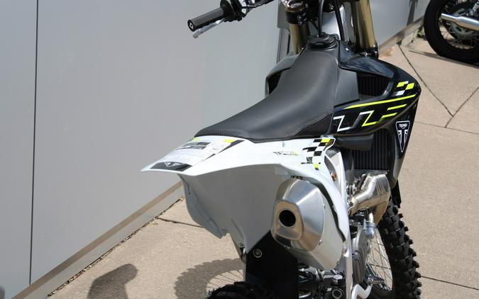 2026 TF 450-X - Triumph