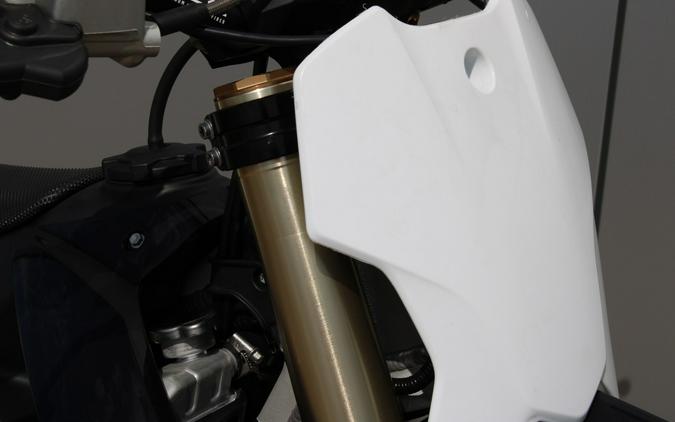 2026 TF 450-X - Triumph
