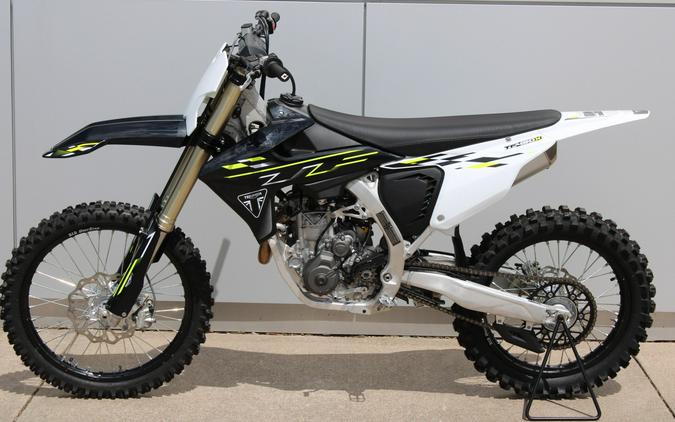 2026 TF 450-X - Triumph