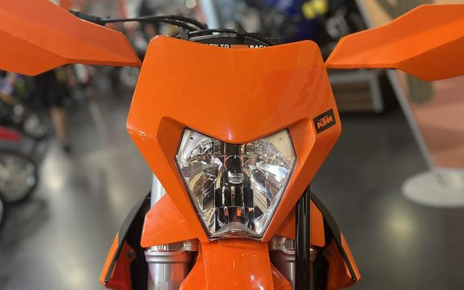 2027 KTM XC 300 W