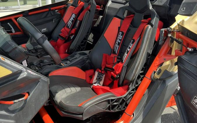 2017 Can-Am Maverick X3 X RS Turbo R Gold & Can-Am Red
